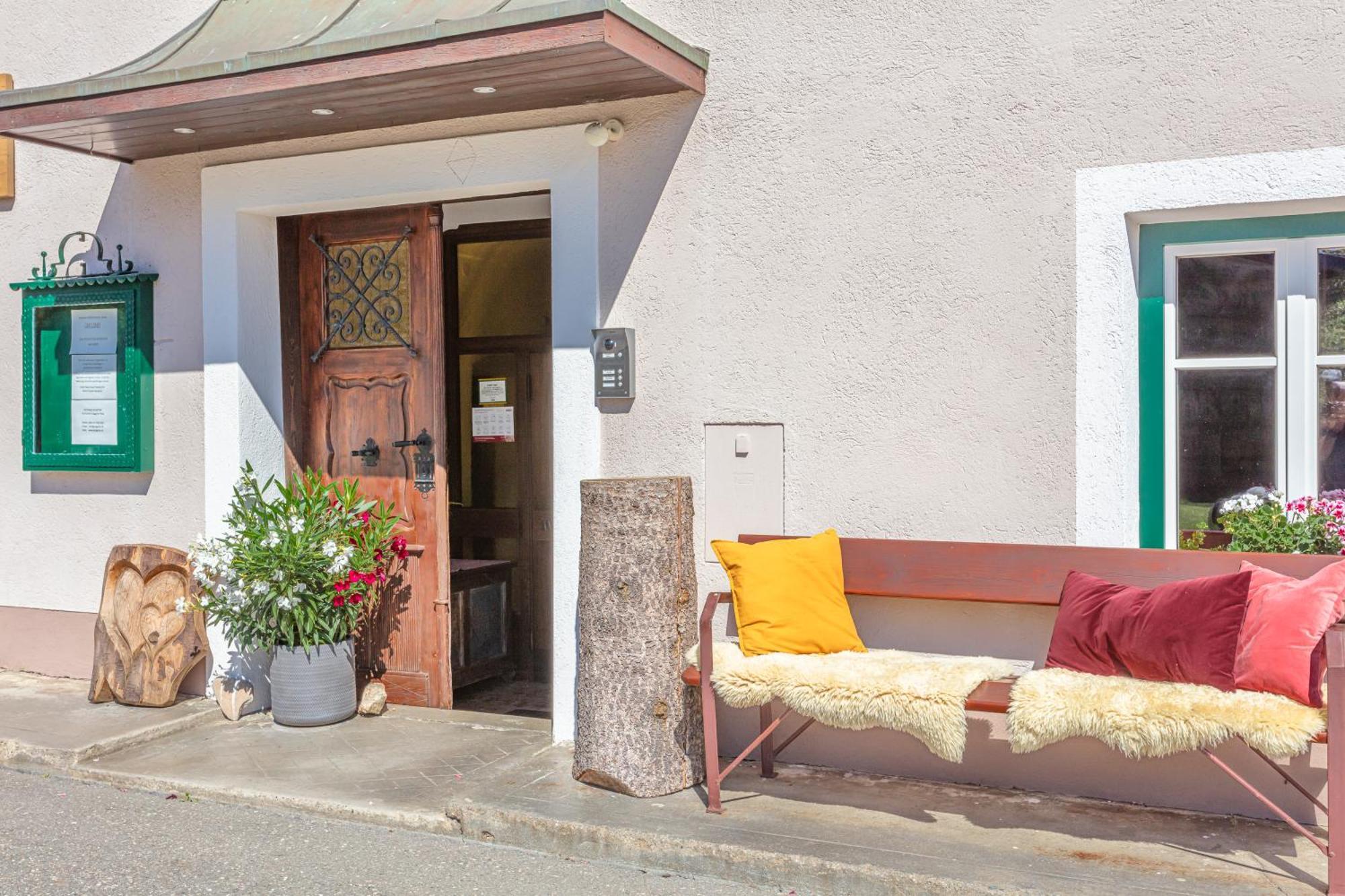 ホテル Der Graggober Oberwoelz Stadt エクステリア 写真